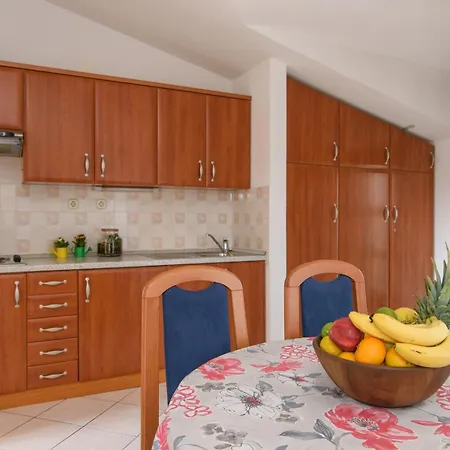 Apartment A 4 W Shared Pool And Balcony Near The *